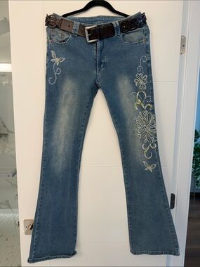ROMWE Blue Embellished Flared Jeans with Rhinestone Floral Accents